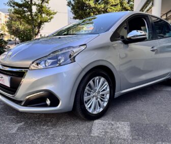 Peugeot 208 1.2 STYLE