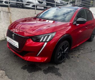 Peugeot e-208 GT