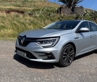 Renault MEGANE 1.5 Bluedci EDC