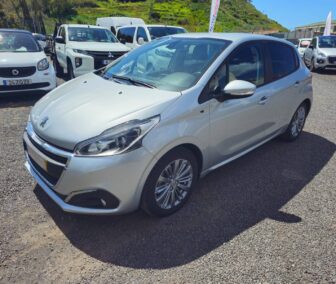 Peugeot 208 1.2Cc